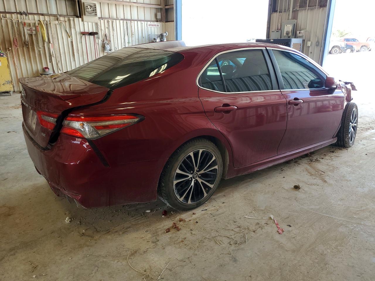 2018 TOYOTA CAMRY — снимка 3