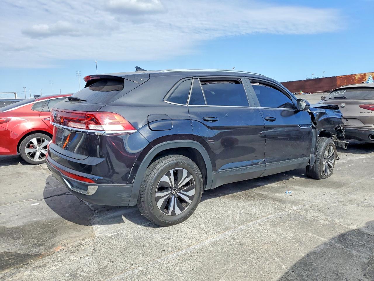 2024 VOLKSWAGEN ATLAS CROSS SPORT SE — снимка 3