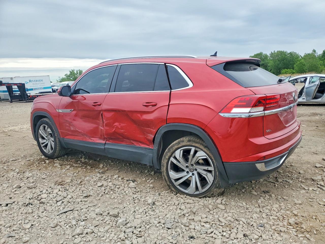 2020 VOLKSWAGEN ATLAS CROSS SPORT SEL — снимка 2