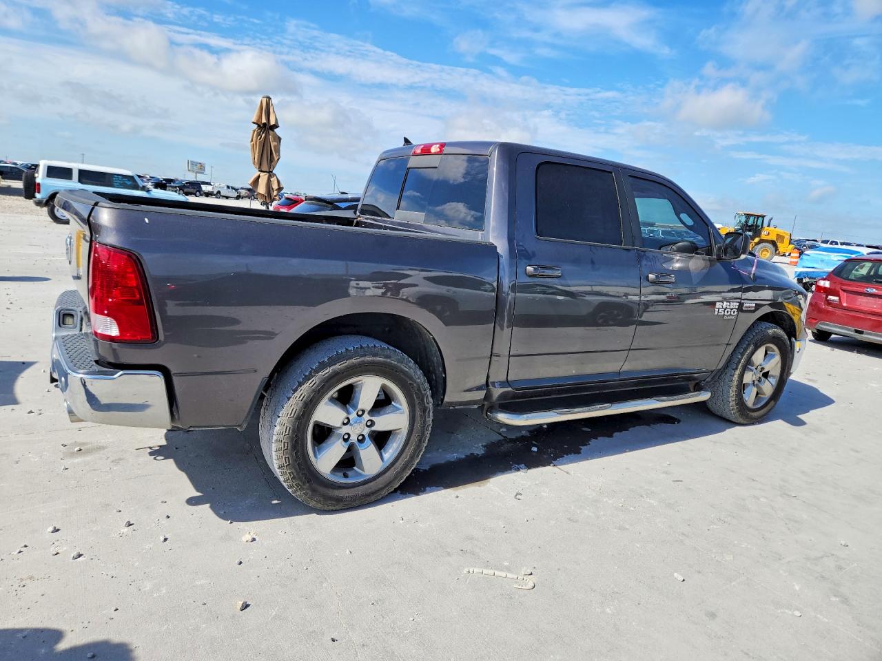 2019 RAM 1500 CLASSIC SLT — снимка 3
