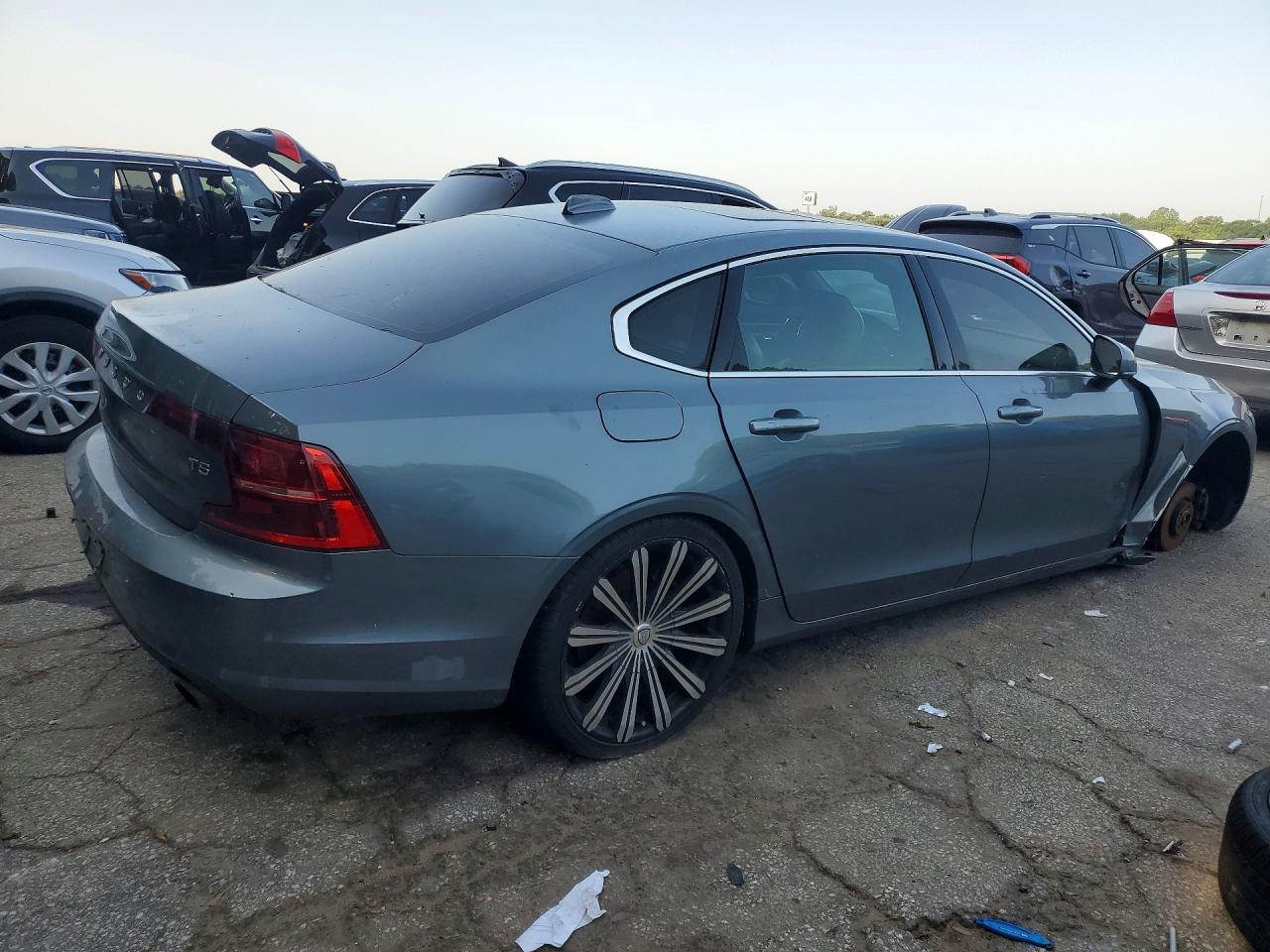 2018 VOLVO S90 T5 MOMENTUM — снимка 3