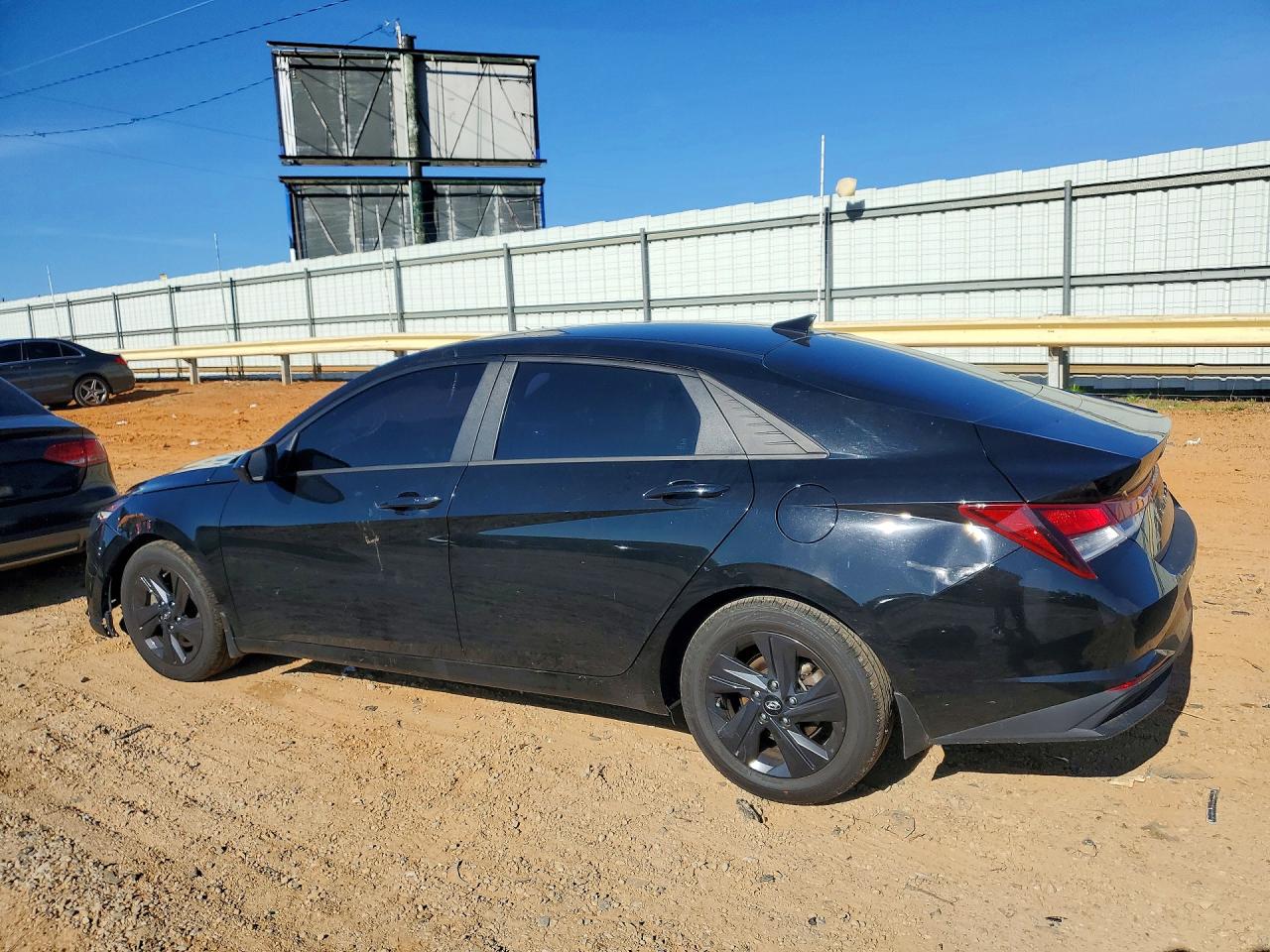 2023 HYUNDAI ELANTRA SEL — снимка 2