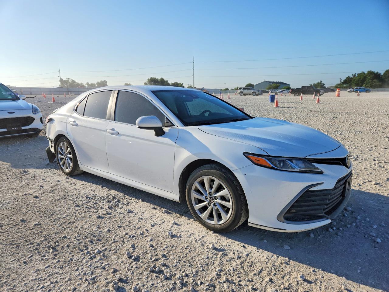 2023 TOYOTA CAMRY LE — снимка 4