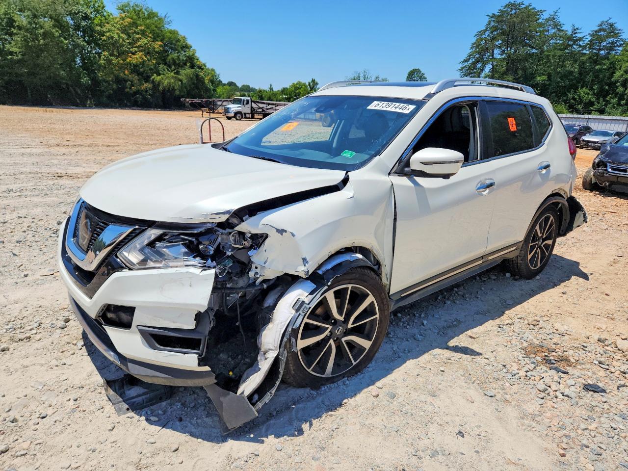 2017 NISSAN ROGUE SL