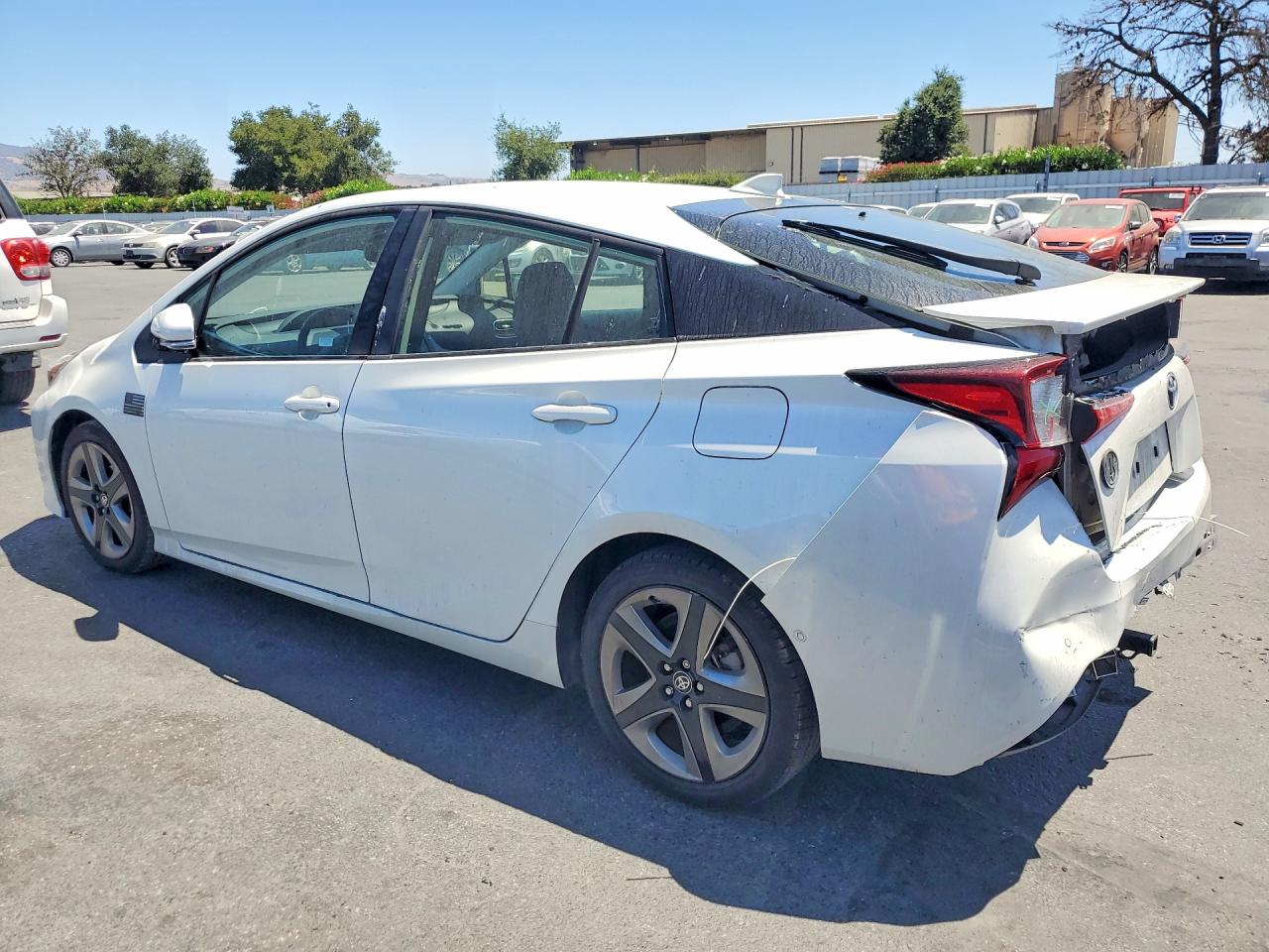 2019 TOYOTA PRIUS XLE — снимка 2