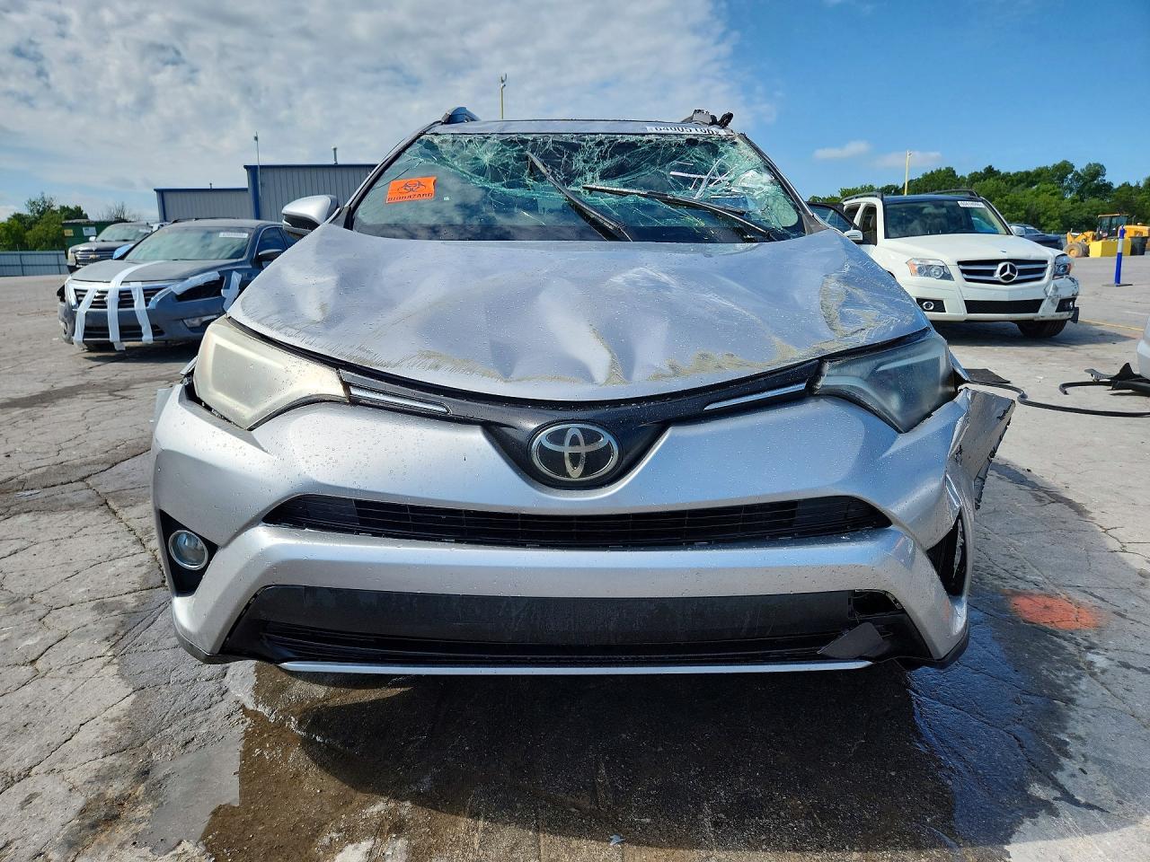 2017 TOYOTA RAV4 XLE — снимка 5