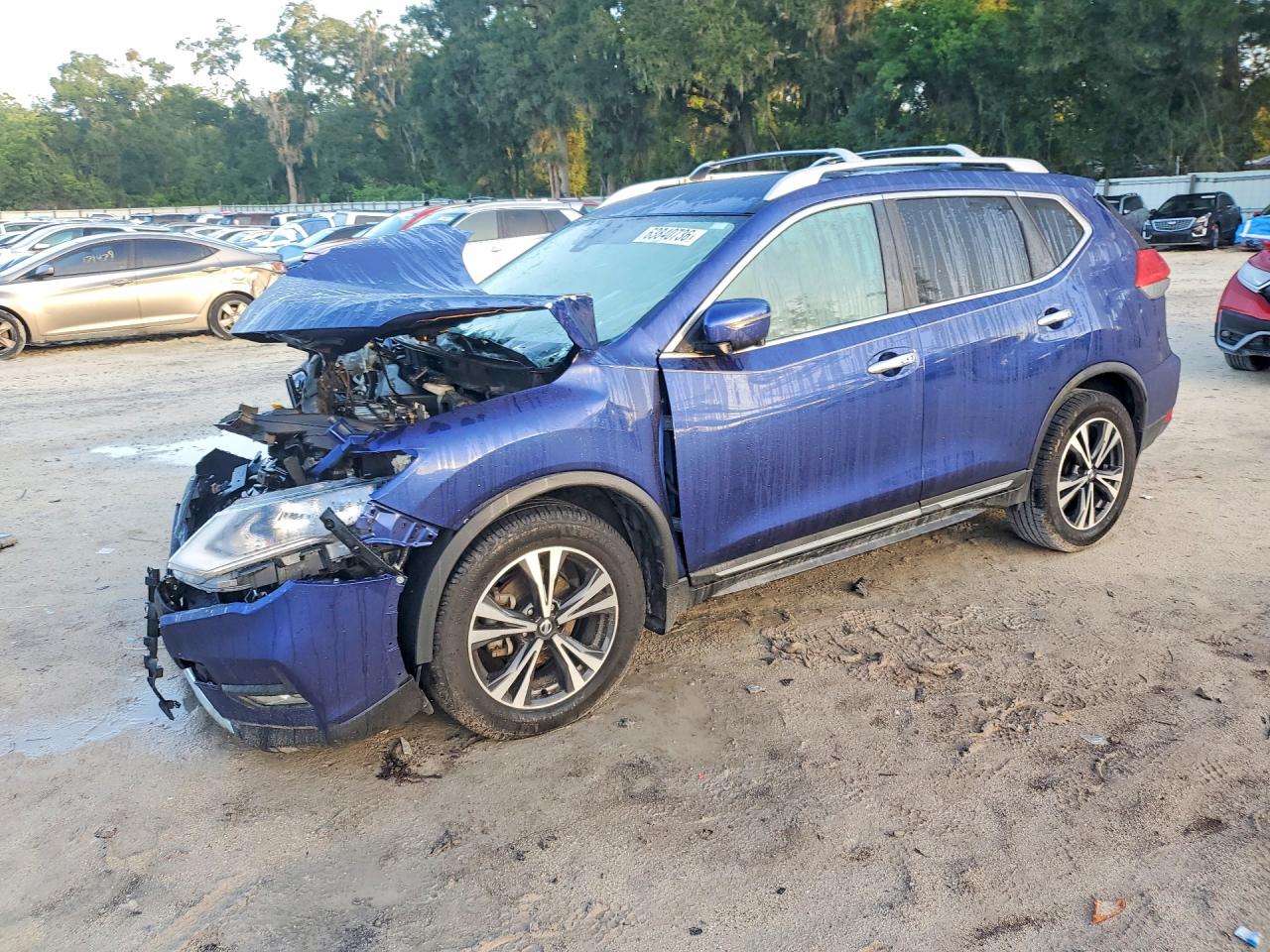2017 NISSAN ROGUE SL