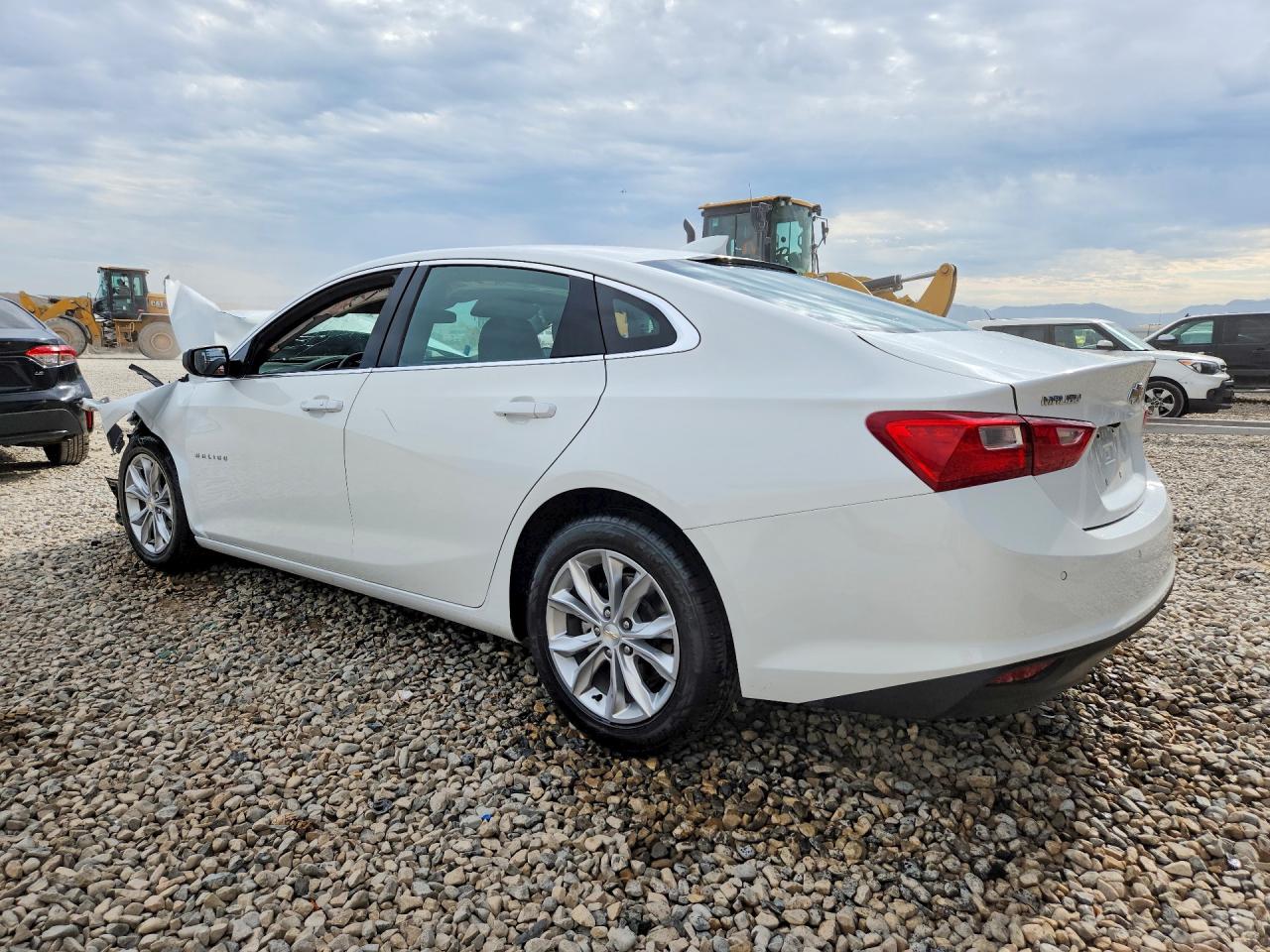 2024 CHEVROLET MALIBU LT — снимка 2