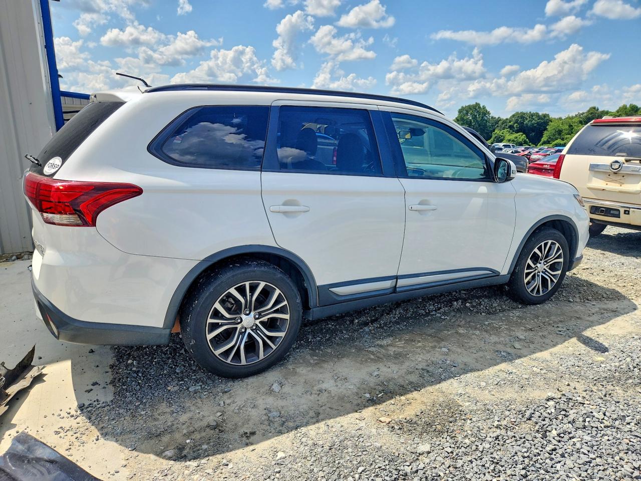 2016 MITSUBISHI OUTLANDER SE — снимка 3