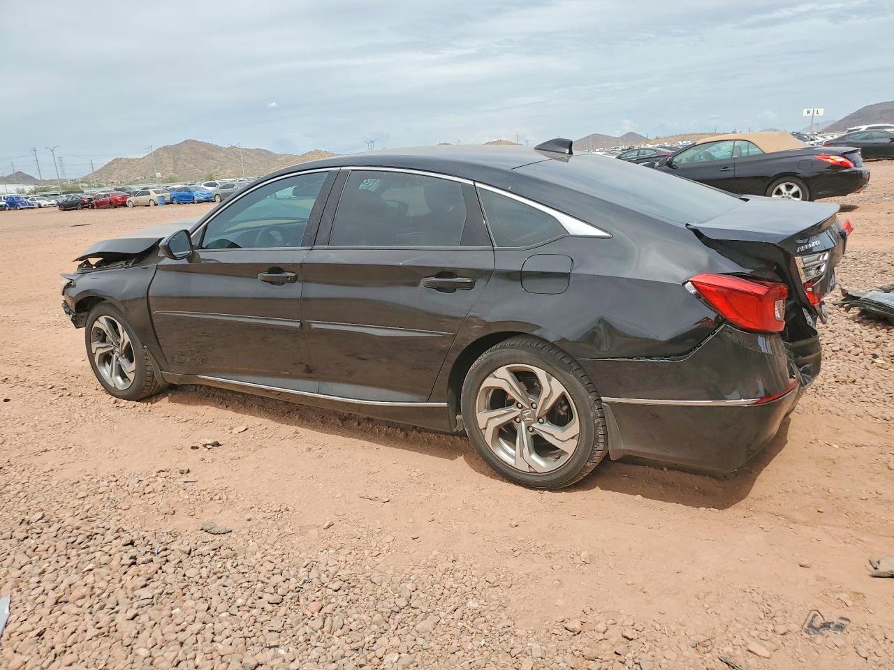 2018 HONDA ACCORD EX — снимка 2