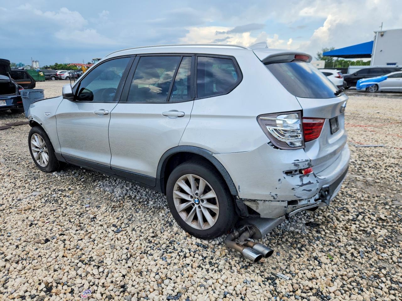 2016 BMW X3 SDRIVE28I — снимка 2