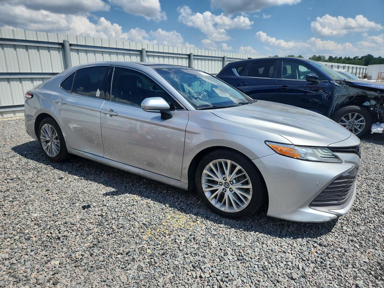 2018 TOYOTA CAMRY XLE — снимка 4