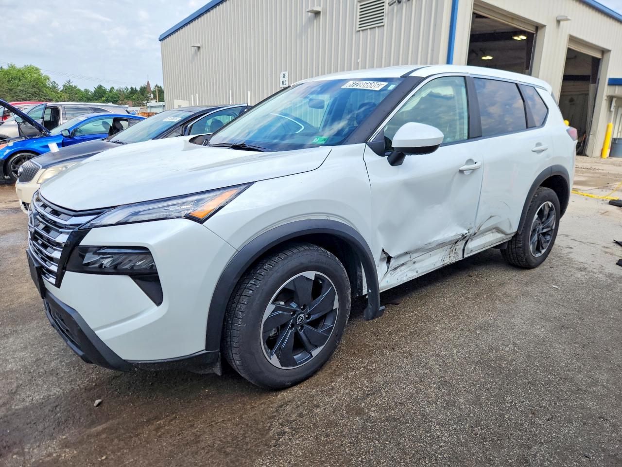2025 NISSAN ROGUE SV
