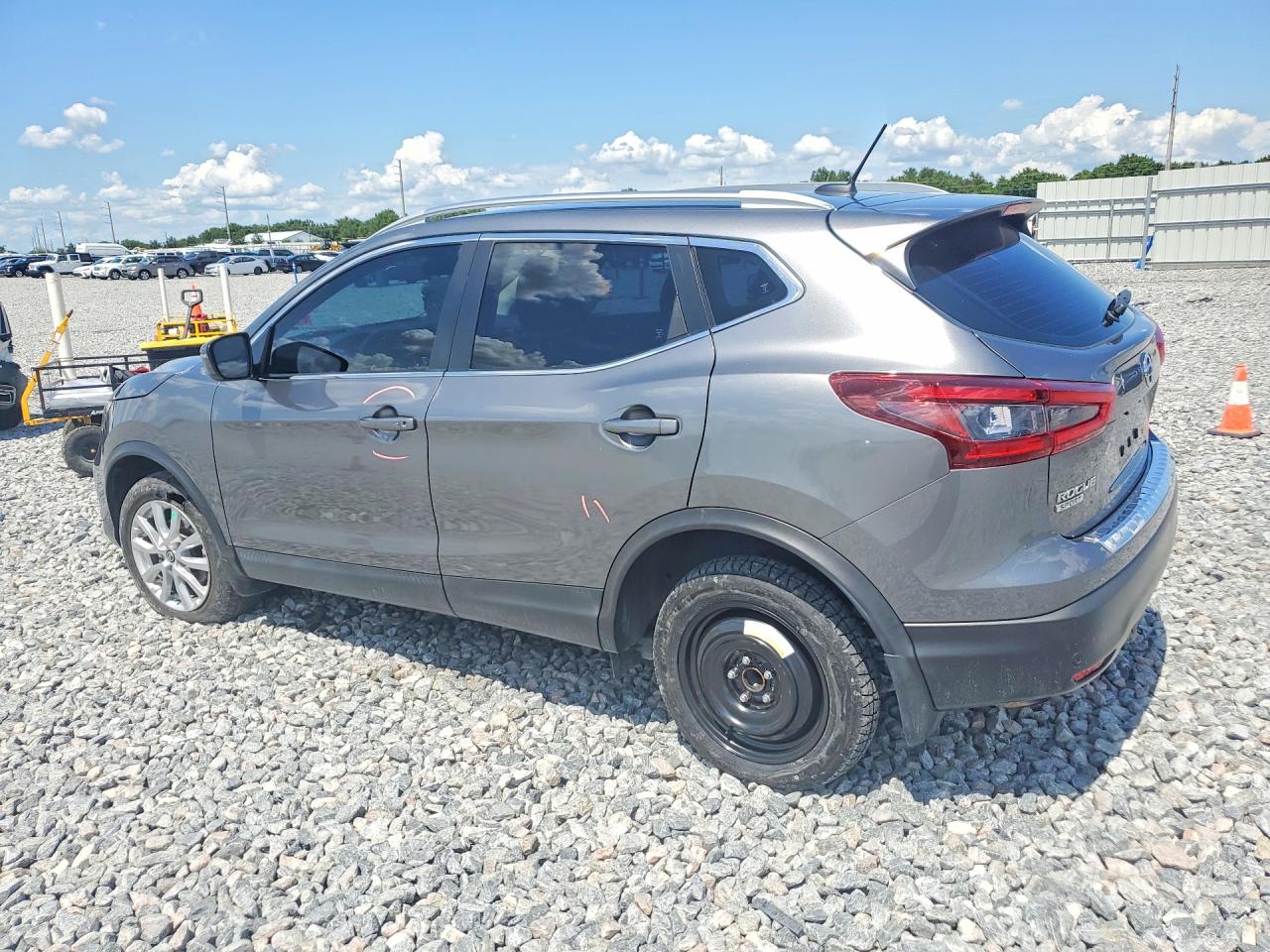 2021 NISSAN ROGUE SPORT SV — снимка 2