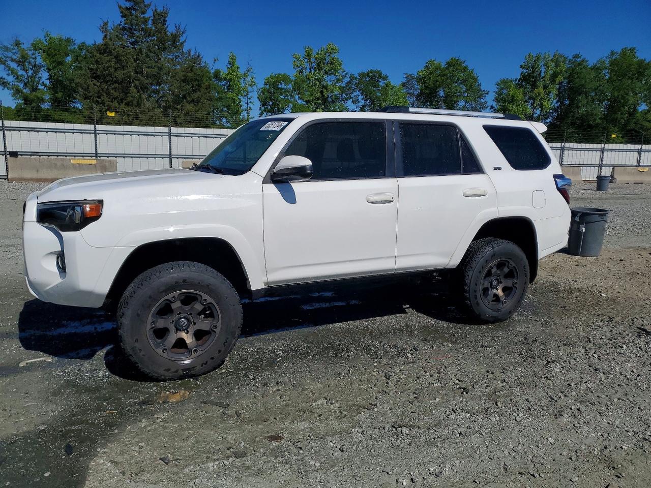 2016 TOYOTA 4RUNNER SR5