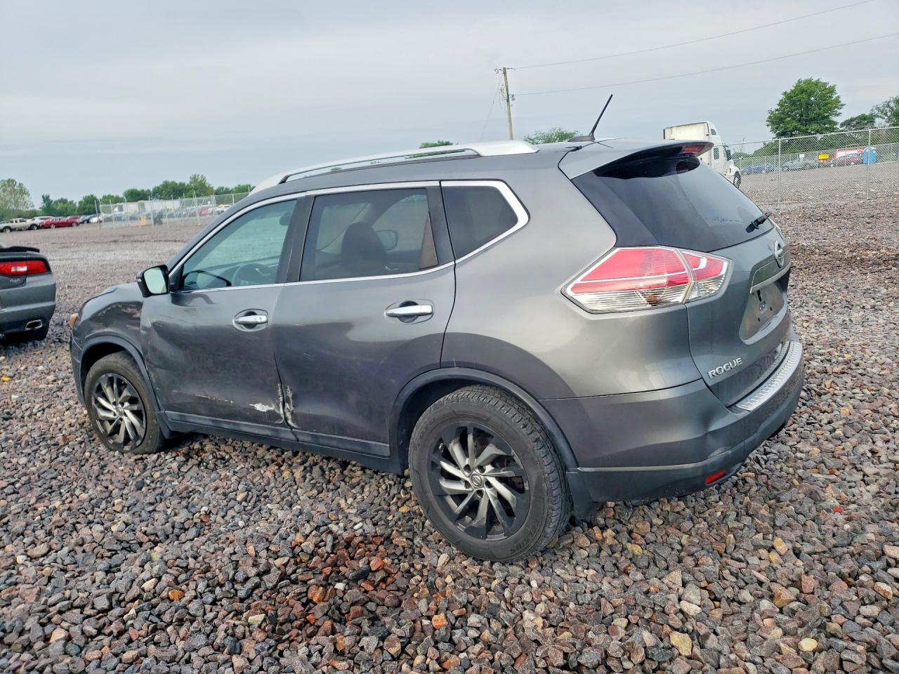 2015 NISSAN ROGUE SL — снимка 2