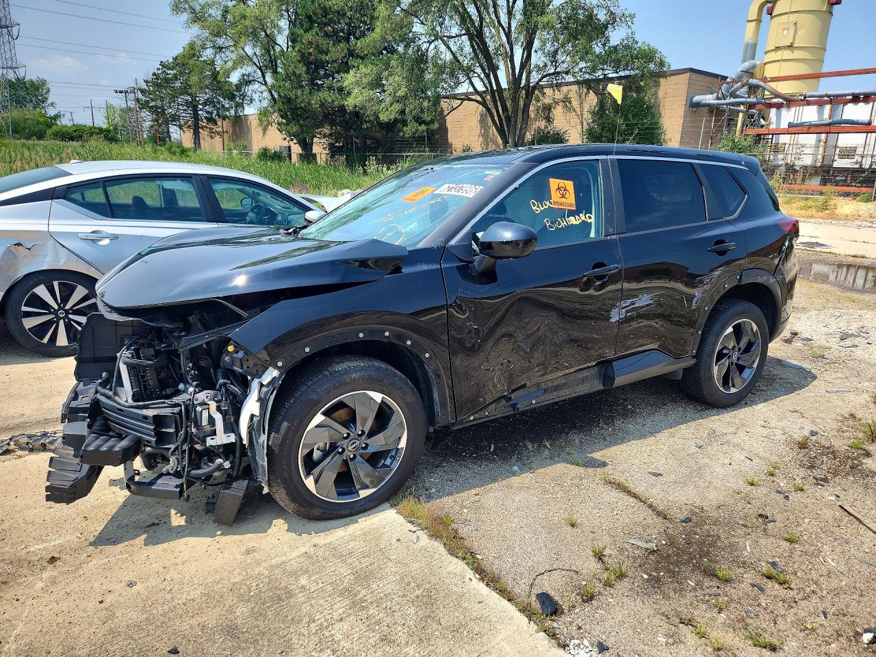 2025 NISSAN ROGUE SV