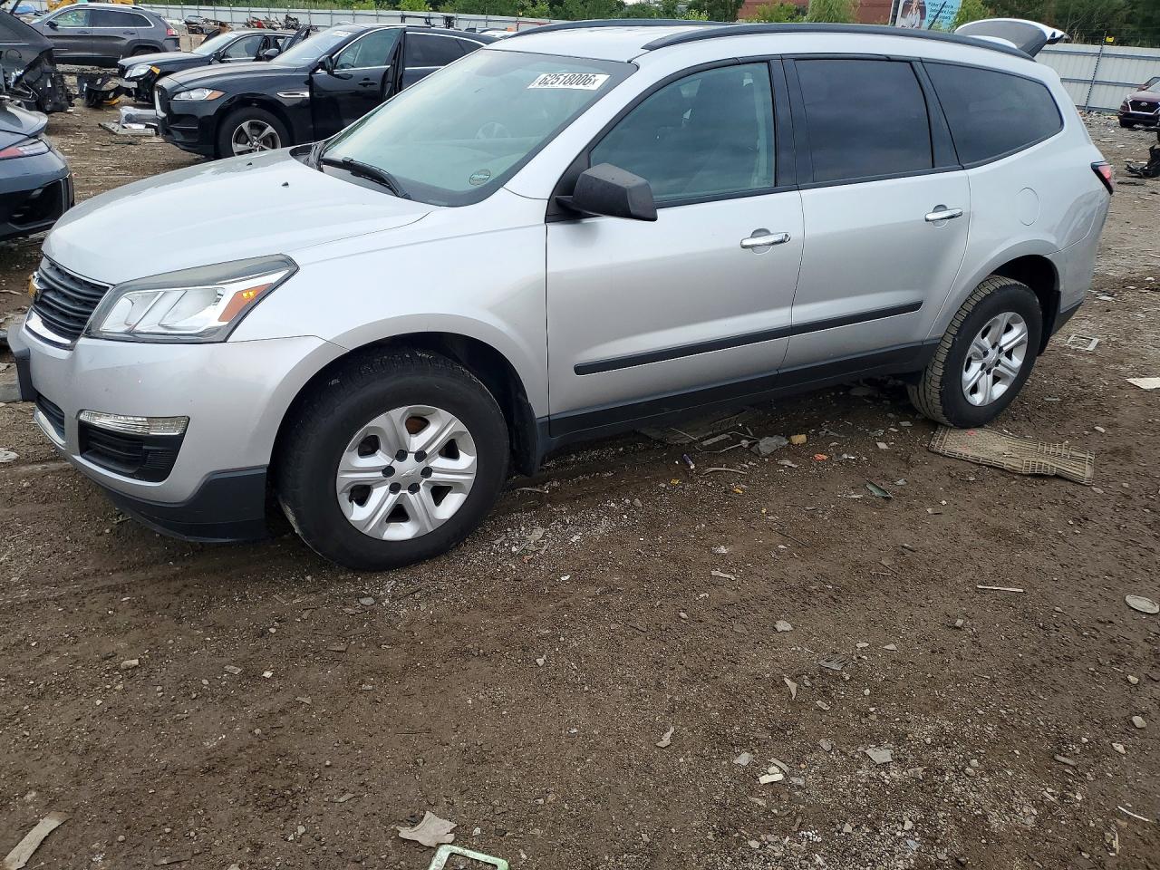 2015 CHEVROLET TRAVERSE LS