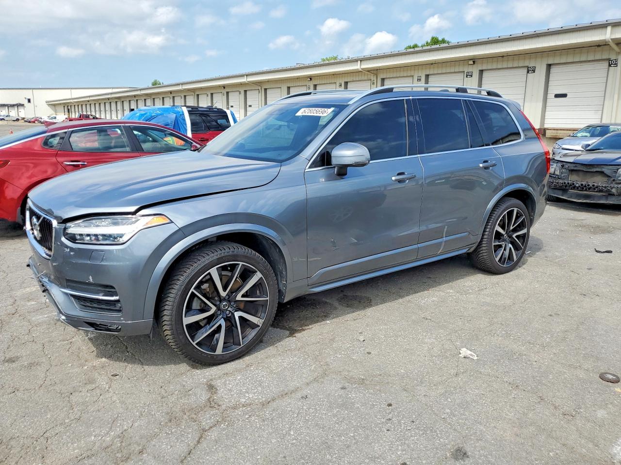 2018 VOLVO XC90 T6