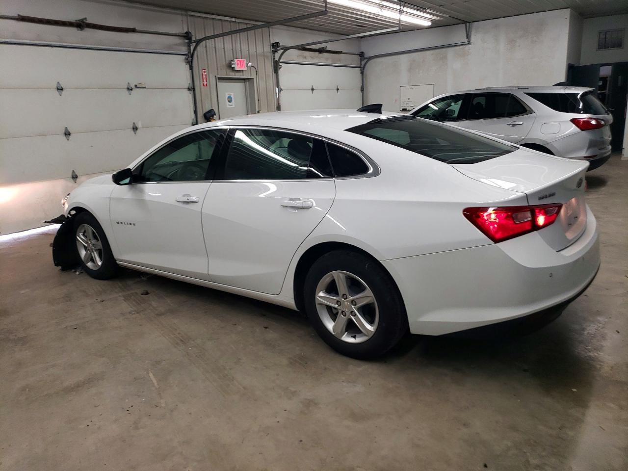 2024 CHEVROLET MALIBU LS — снимка 2