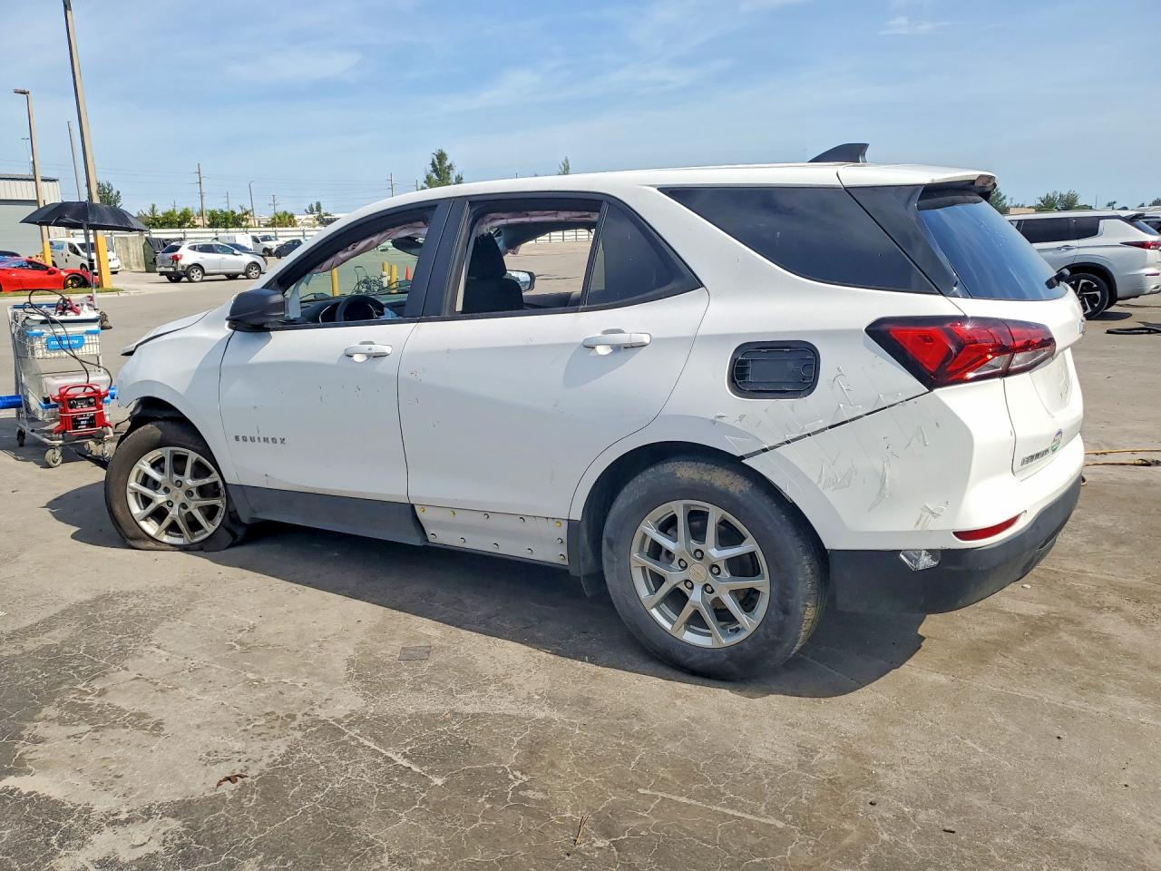 2023 CHEVROLET EQUINOX 1LT — снимка 2