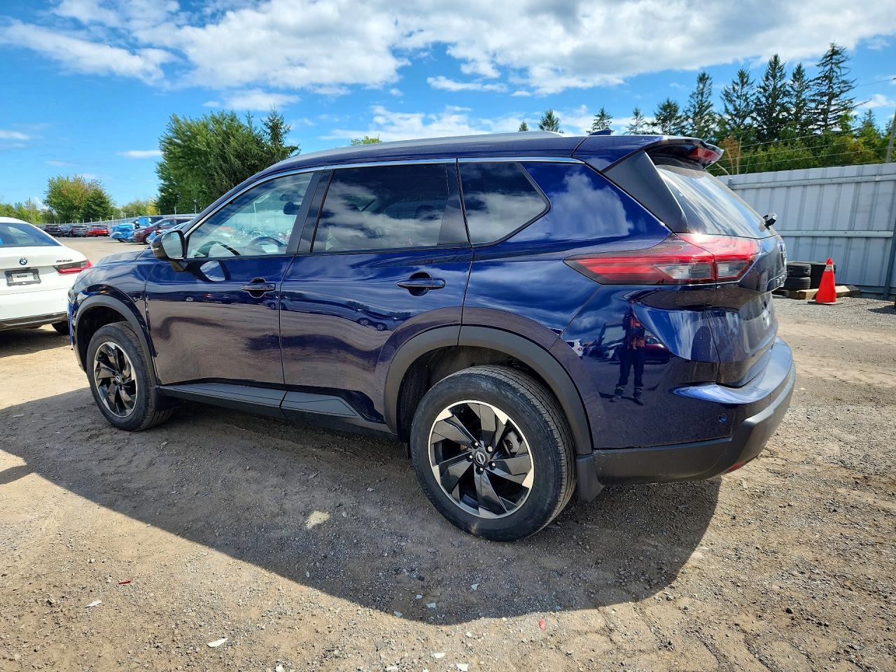 2025 NISSAN ROGUE SV — снимка 2