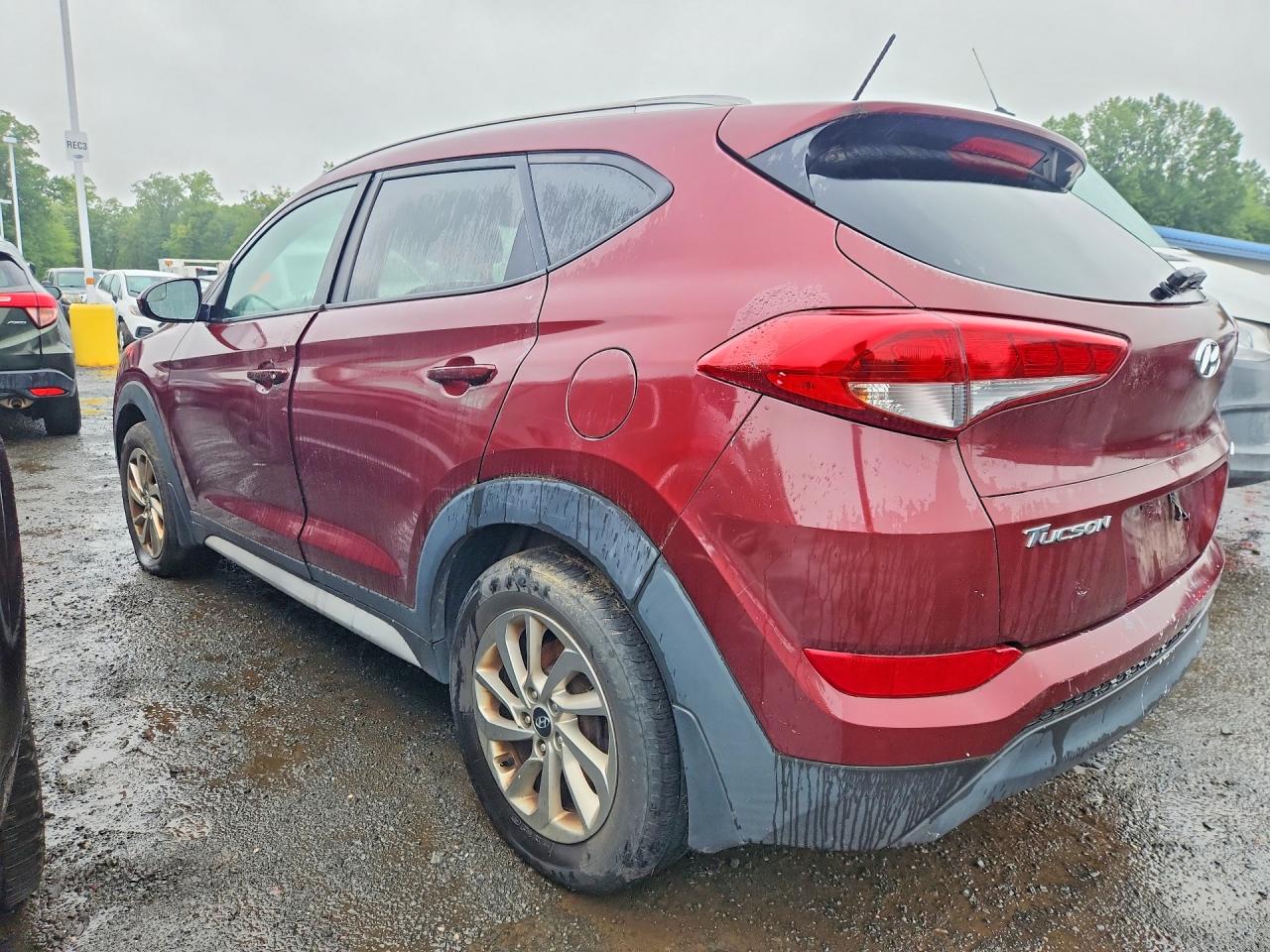 2017 HYUNDAI TUCSON SE — снимка 2