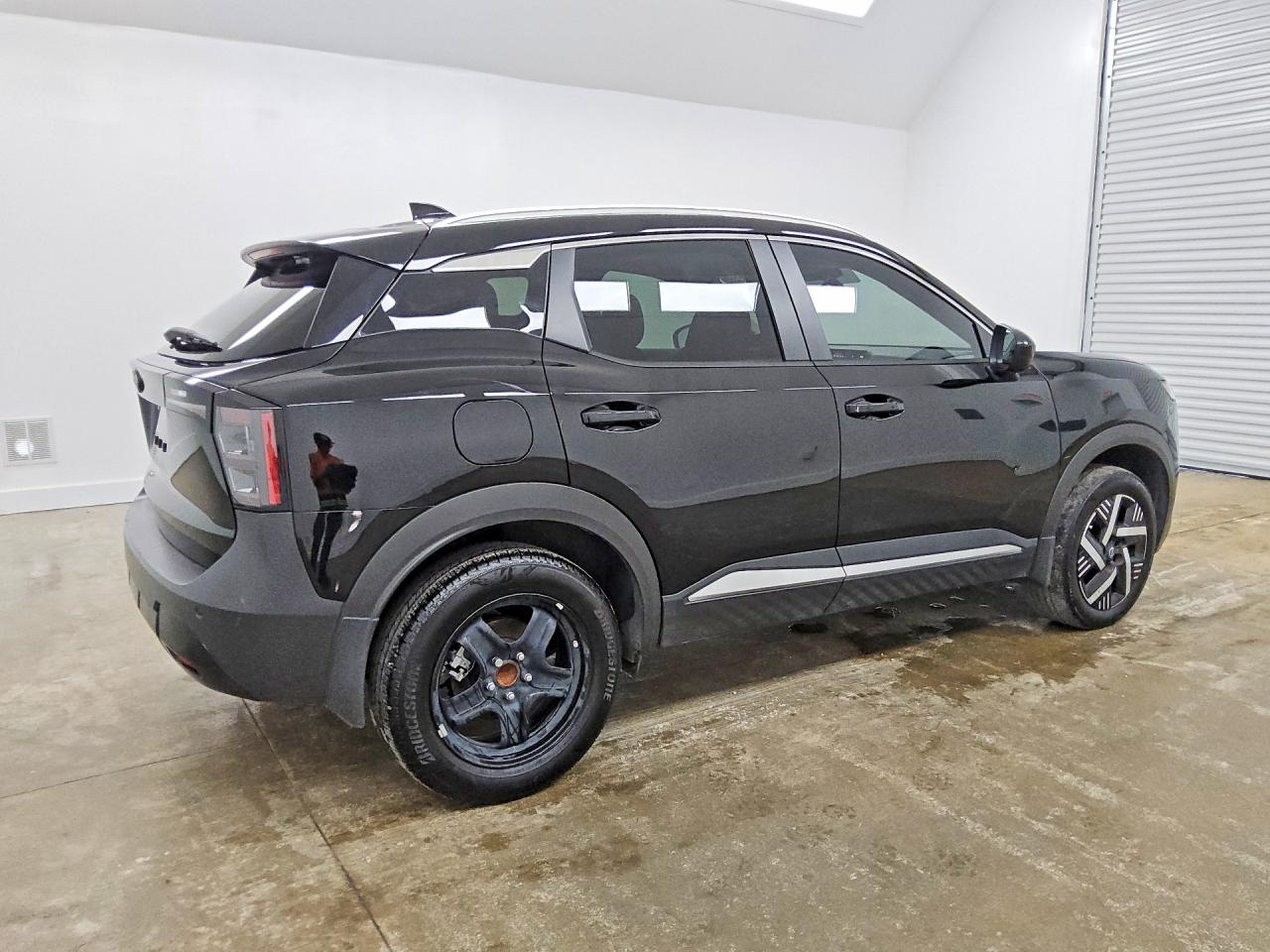 2025 NISSAN KICKS SV — снимка 3