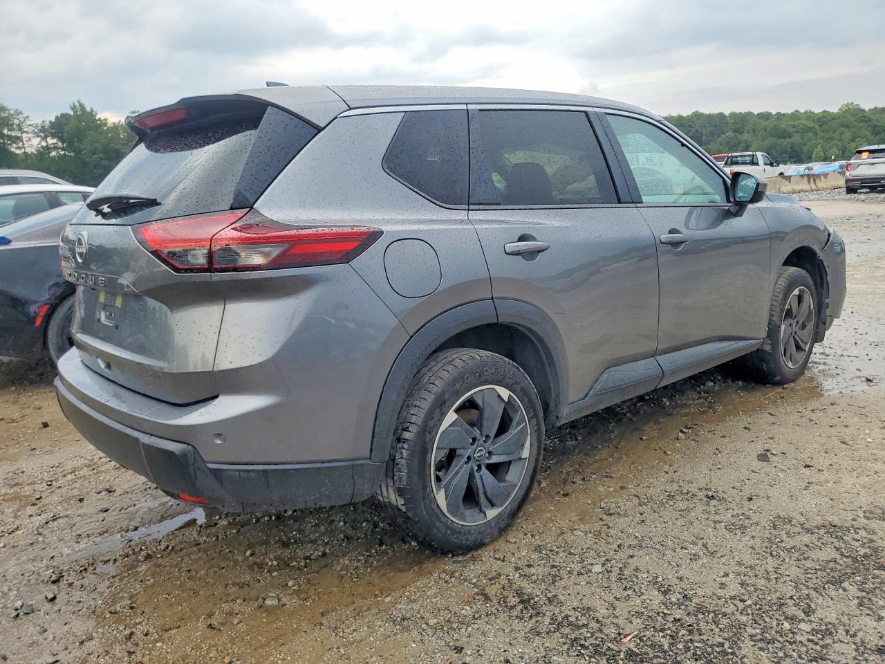 2025 NISSAN ROGUE SV — снимка 3