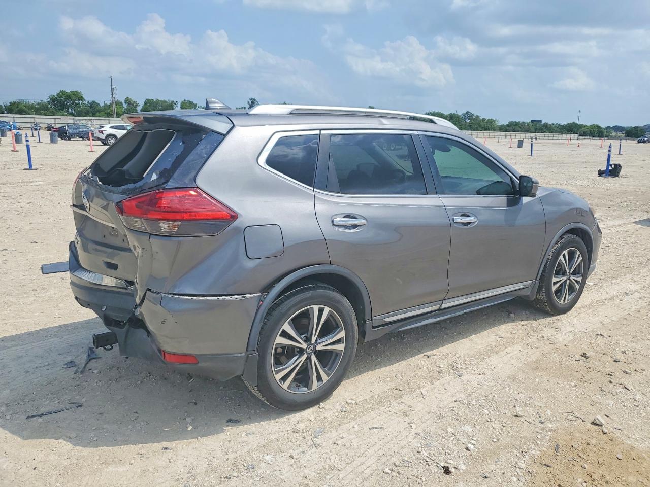 2017 NISSAN ROGUE SL — снимка 3