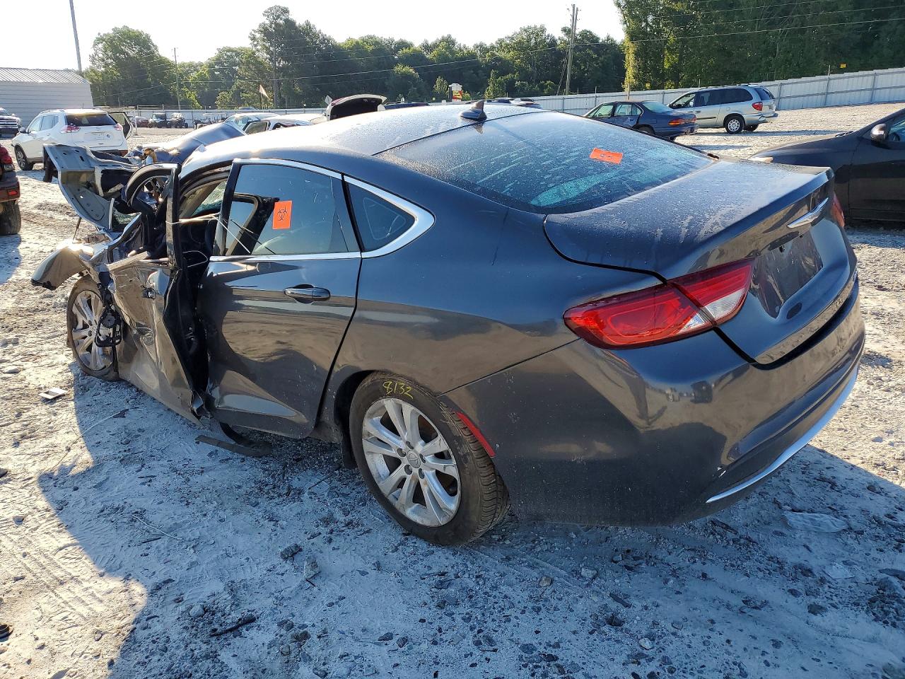 2017 CHRYSLER 200 LIMITED — снимка 2