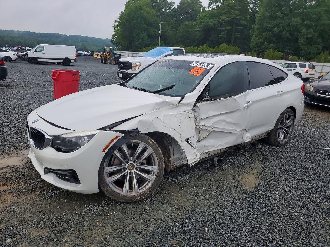 2018 BMW 330 XIGT