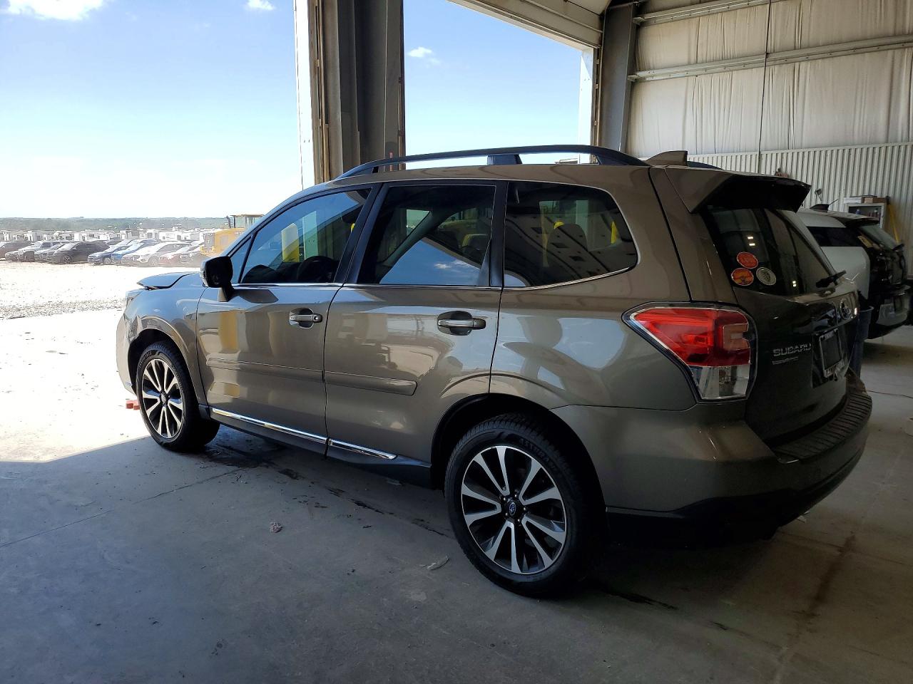 2017 SUBARU FORESTER 2.0XT TOURING — снимка 2
