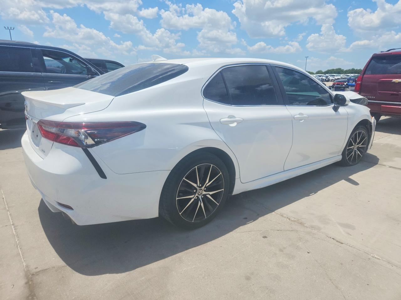 2022 TOYOTA CAMRY SE — снимка 3