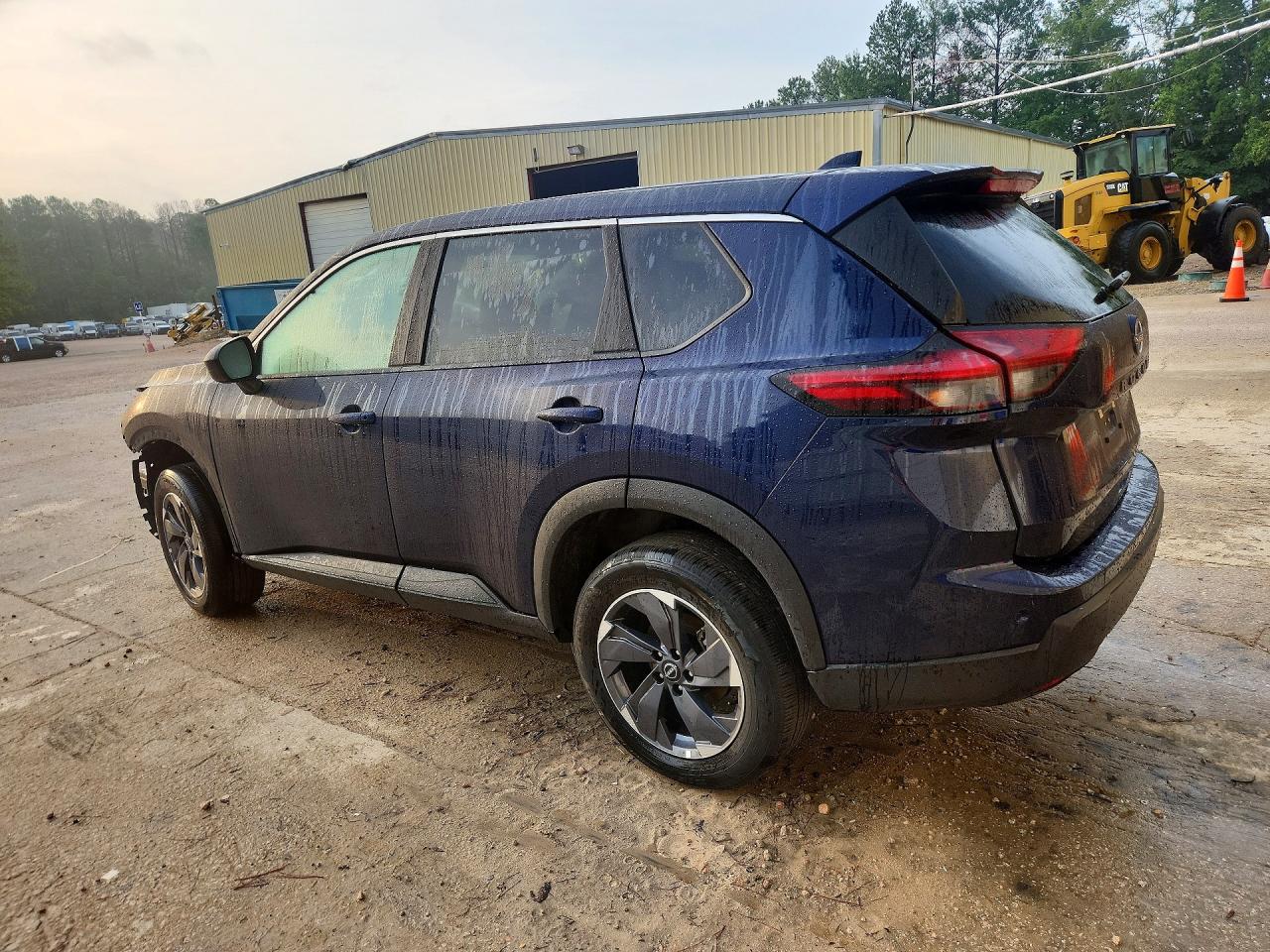 2026 NISSAN ROGUE SV — снимка 2