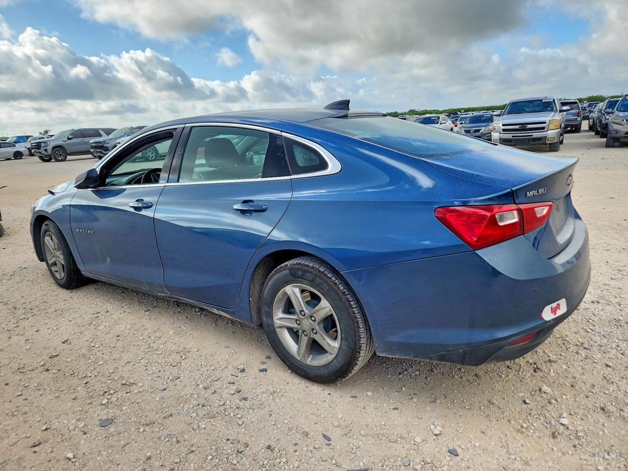 2024 CHEVROLET MALIBU LS — снимка 2