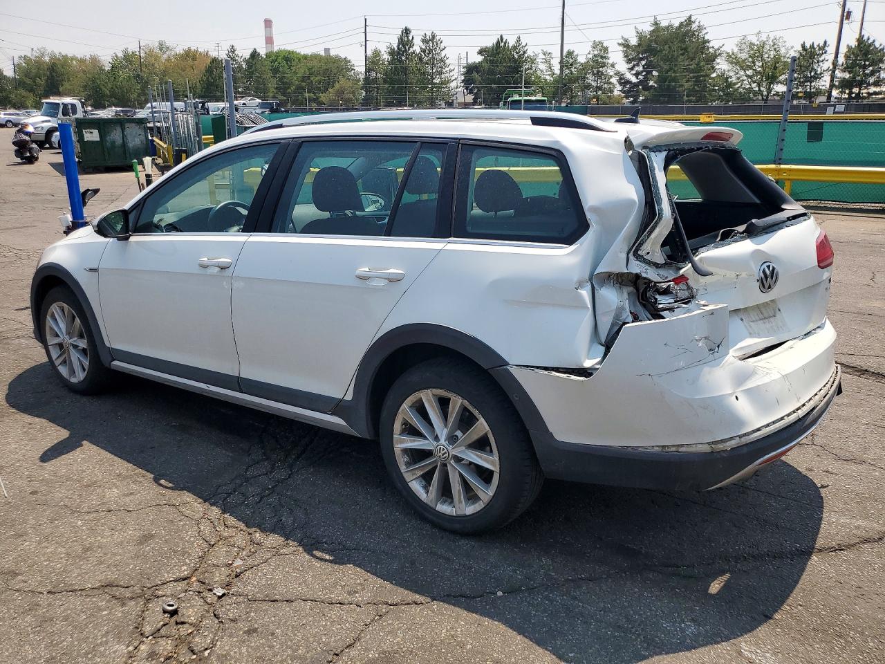 2017 VOLKSWAGEN GOLF ALLTRACK S — снимка 2