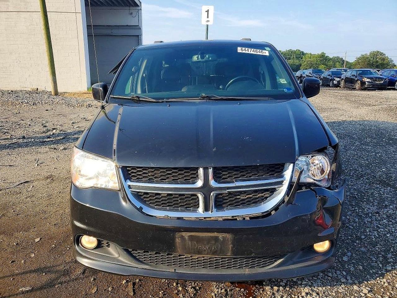 2017 DODGE GRAND CARAVAN SXT — снимка 5