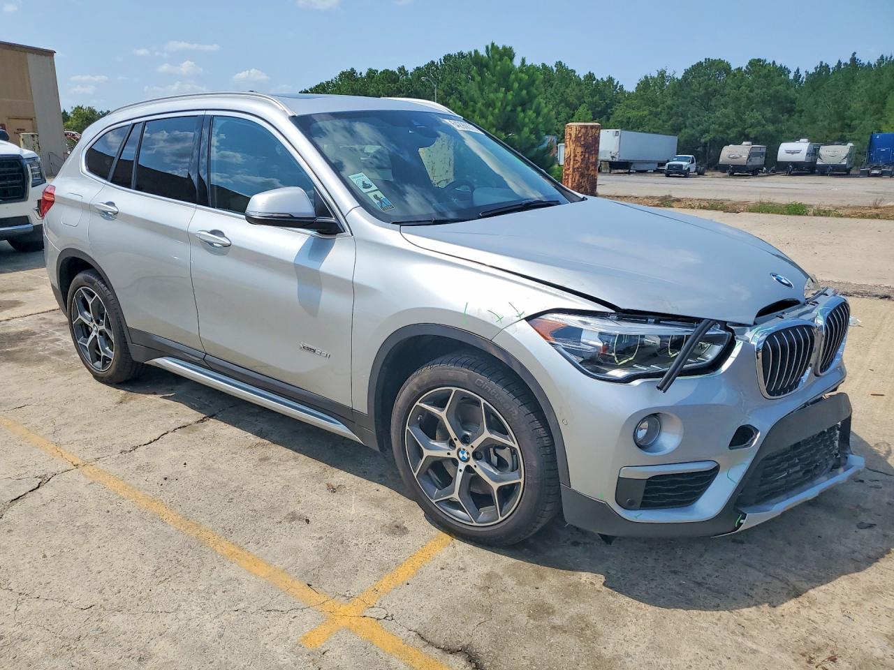 2017 BMW X1 XDRIVE28I — снимка 4