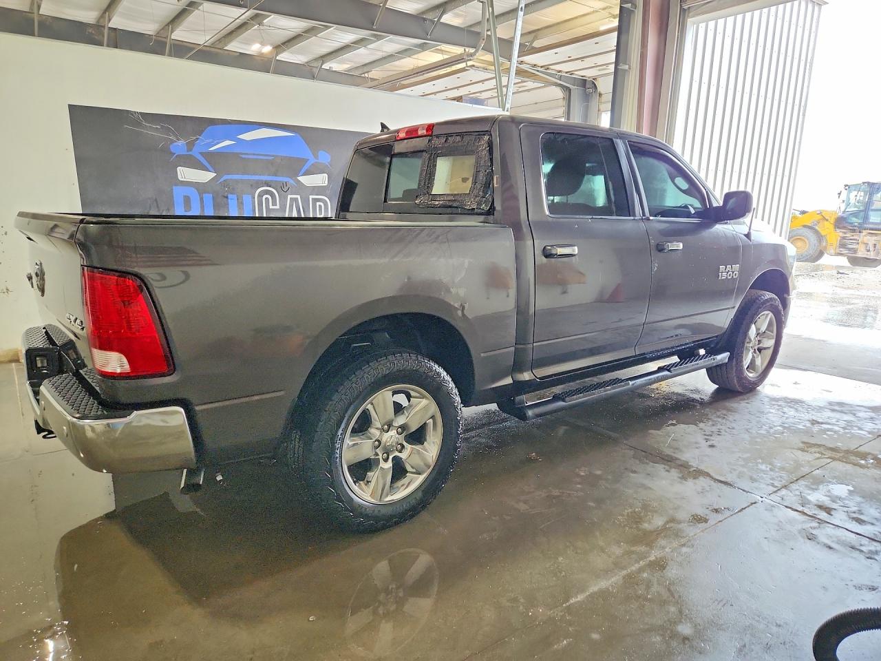 2018 RAM 1500 SLT — снимка 3