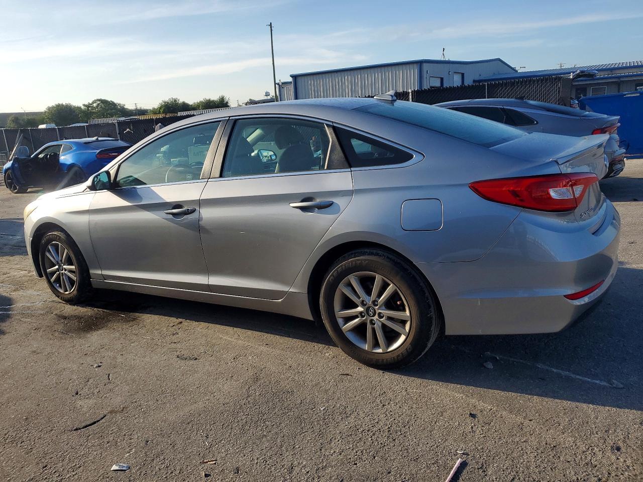 2017 HYUNDAI SONATA SE — снимка 2