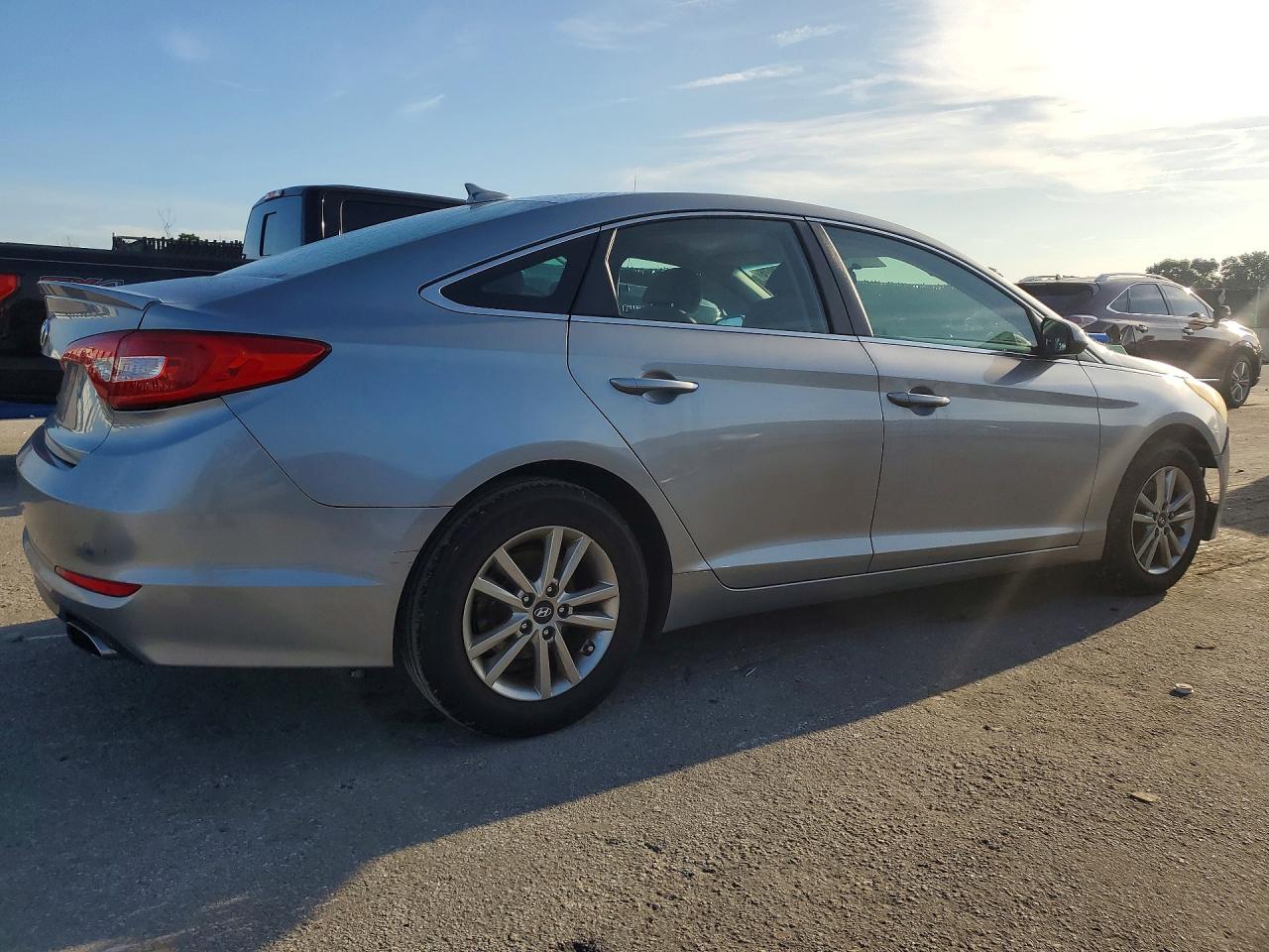 2017 HYUNDAI SONATA SE — снимка 3