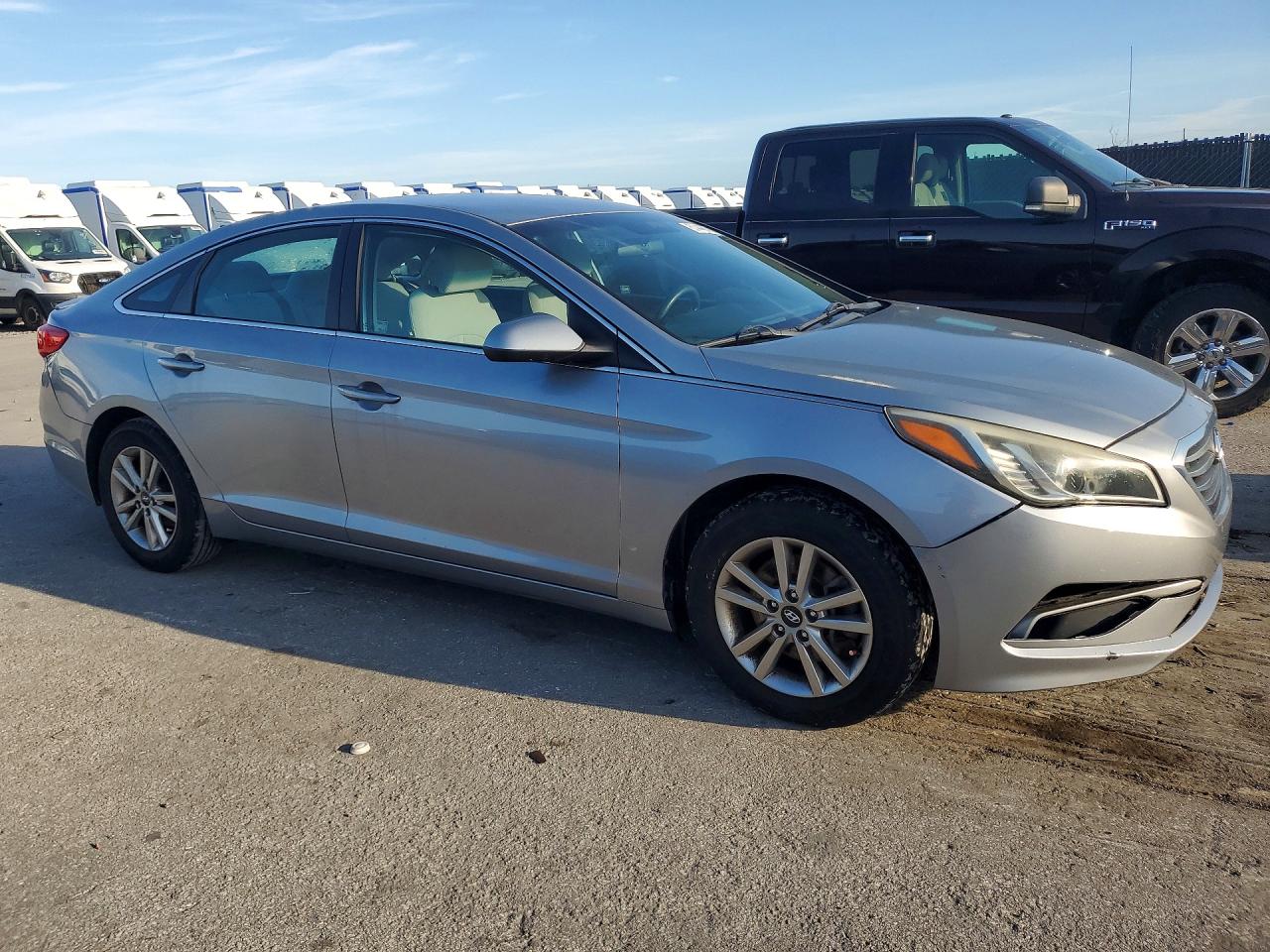 2017 HYUNDAI SONATA SE — снимка 4