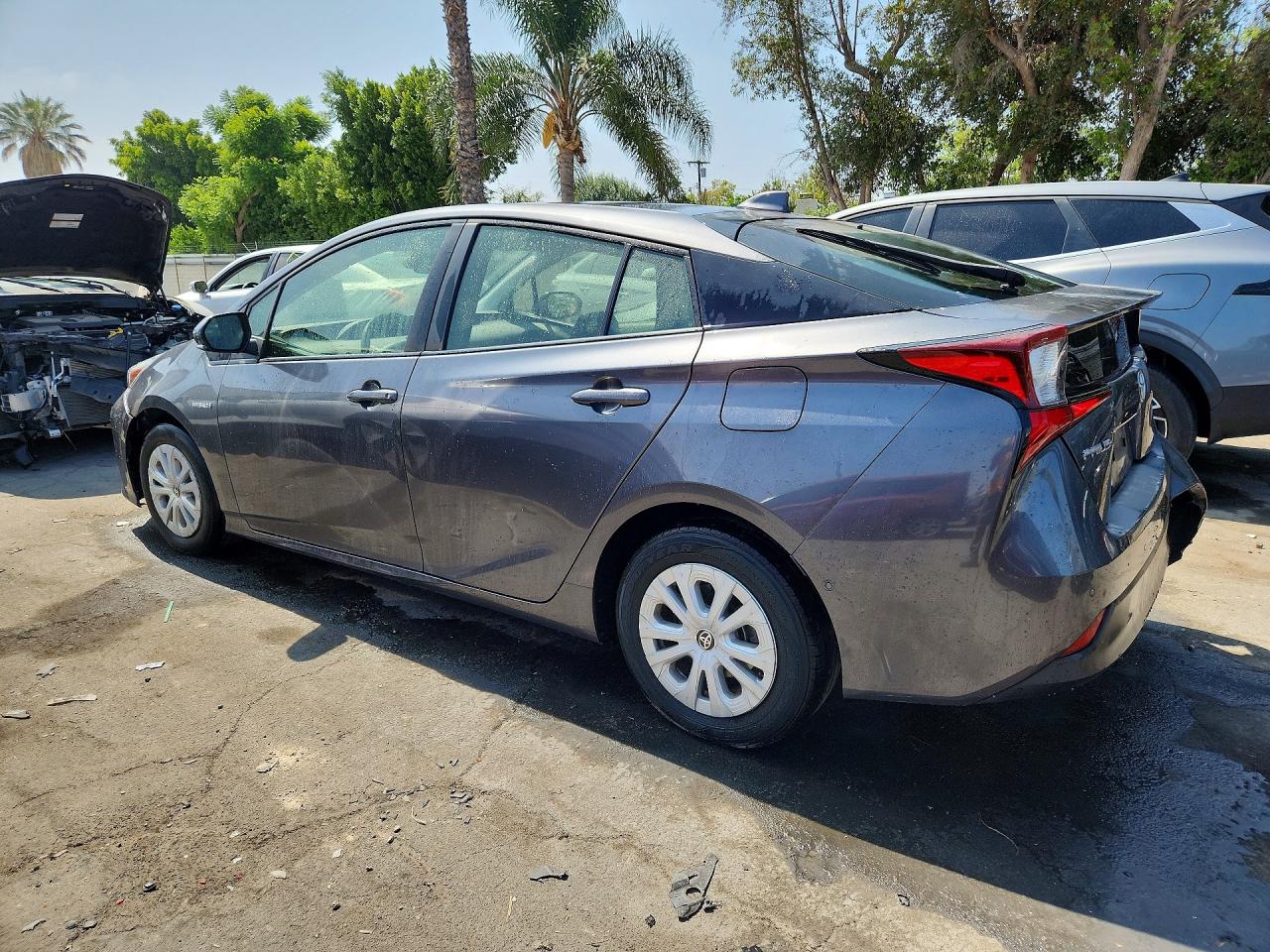 2021 TOYOTA PRIUS LE — снимка 2