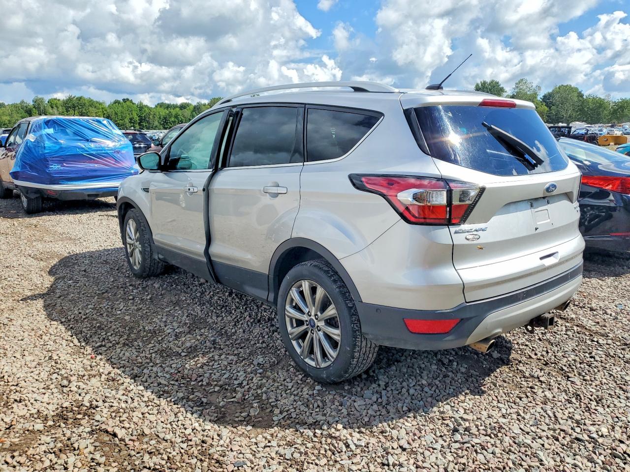 2017 FORD ESCAPE TITANIUM — снимка 2