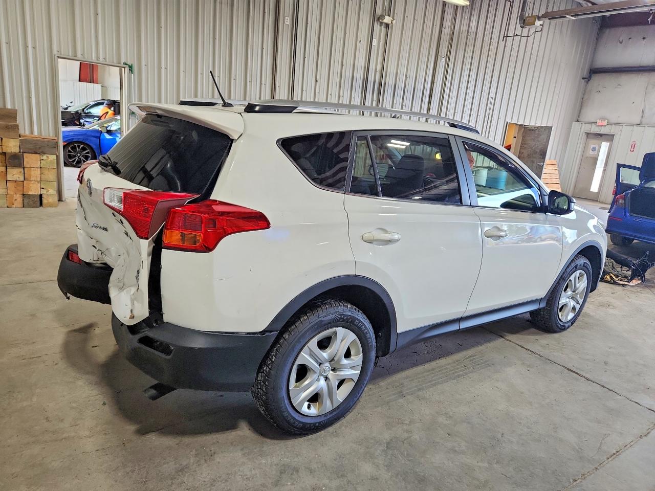 2015 TOYOTA RAV4 LE — снимка 3
