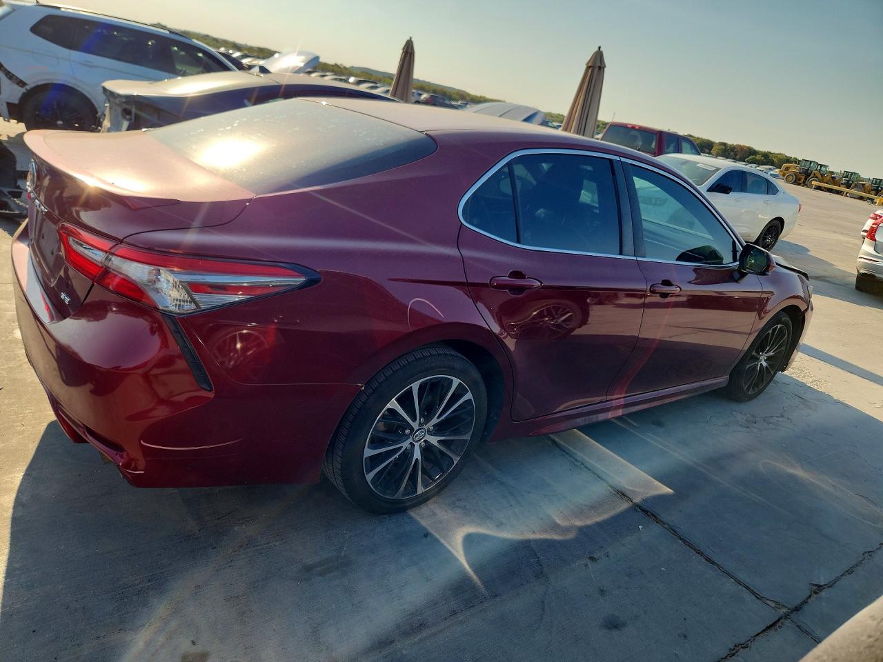 2018 TOYOTA CAMRY SE — снимка 3