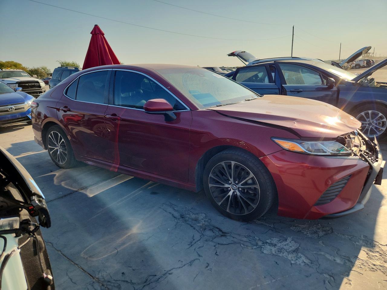2018 TOYOTA CAMRY SE — снимка 4