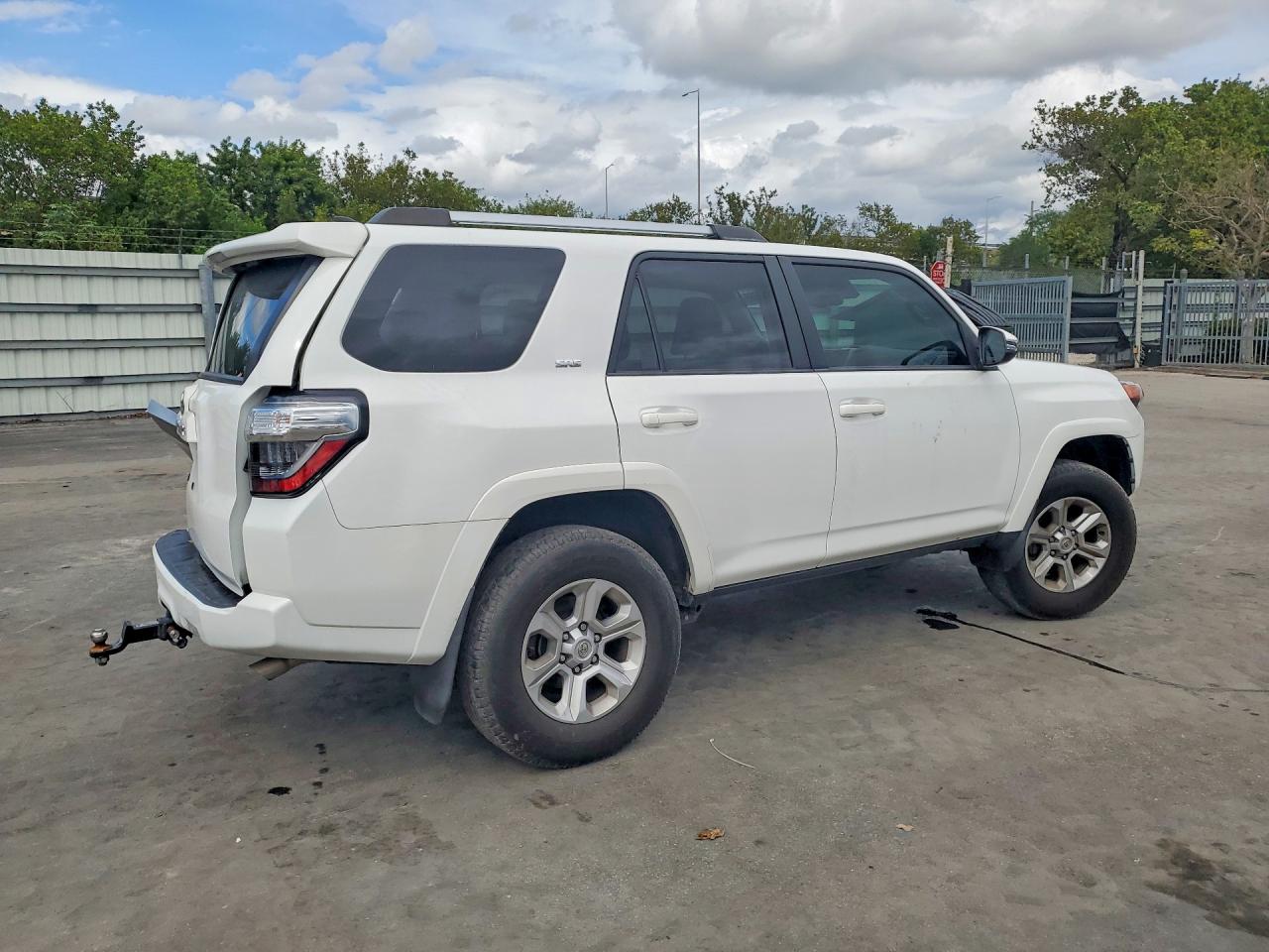 2023 TOYOTA 4RUNNER SR5 PREMIUM — снимка 3