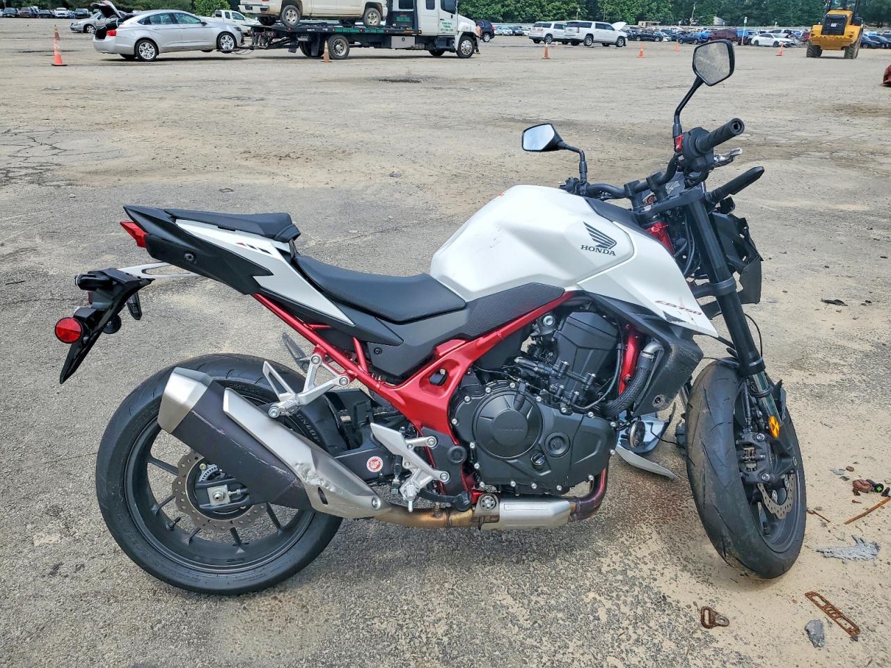 2025 HONDA CB750 A